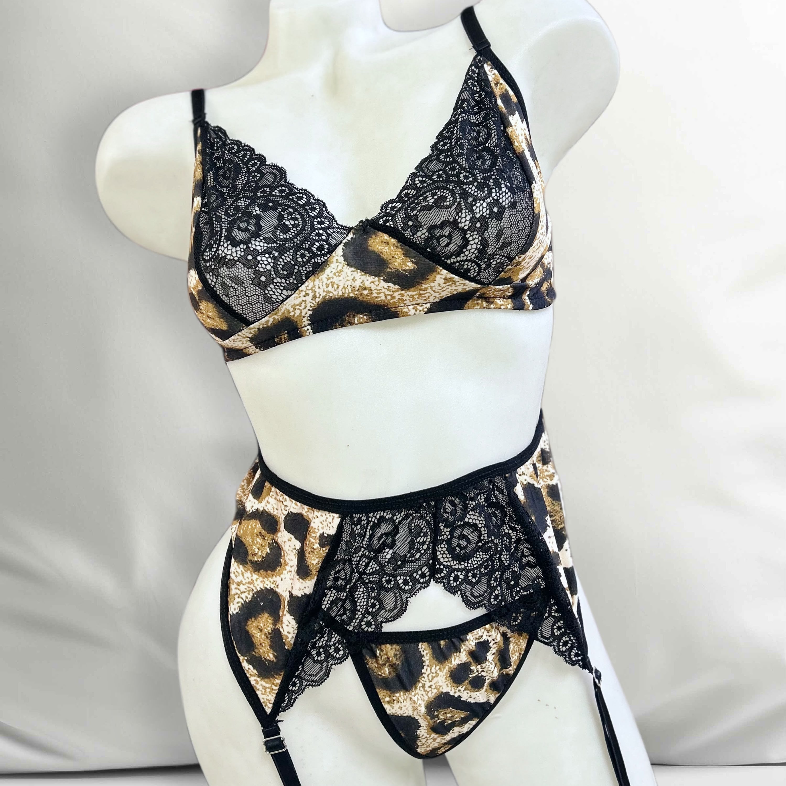 Wild | Leopar Desenli Dantel Jartiyer Takımı