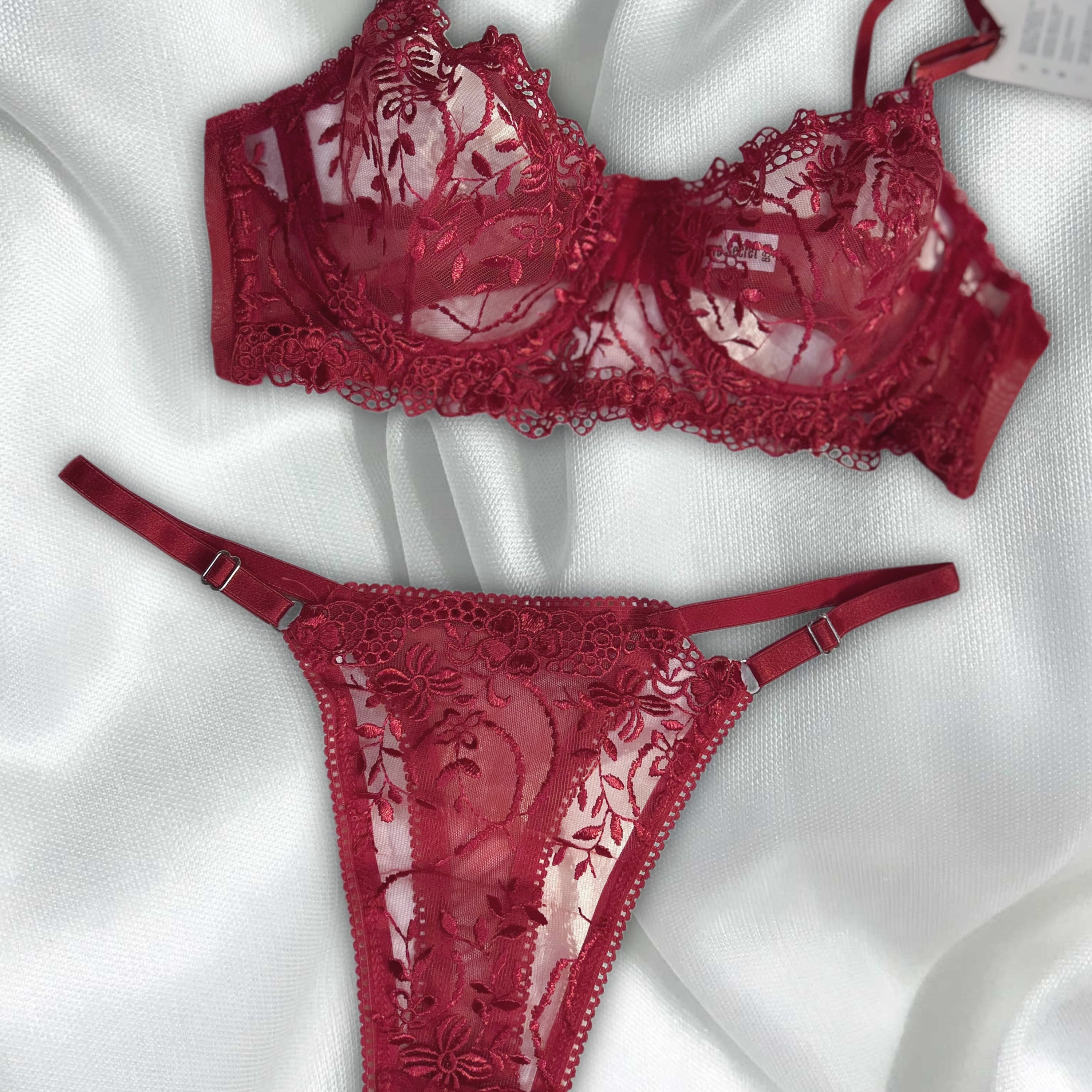 Velvet | Bordo Çiçek İşlemeli Dantel Sütyen ve Tanga Takımı